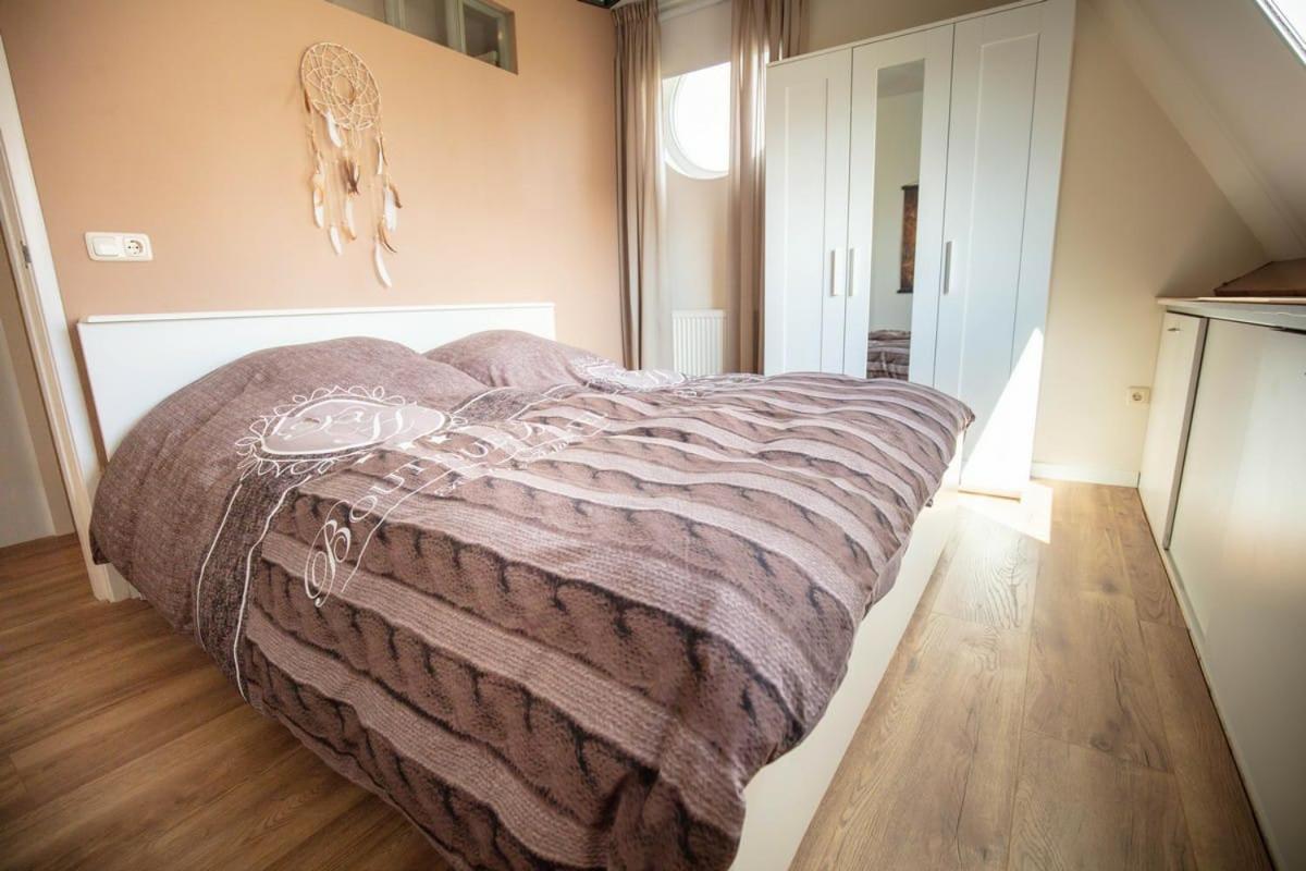 Vakantiehuis De Drie Bruggen Valkenswaard Bagian luar foto