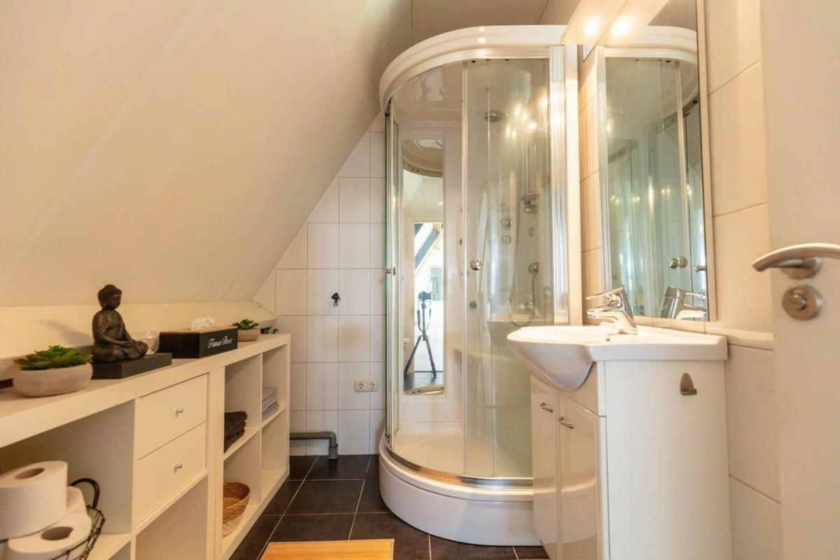 Vakantiehuis De Drie Bruggen Valkenswaard Bagian luar foto